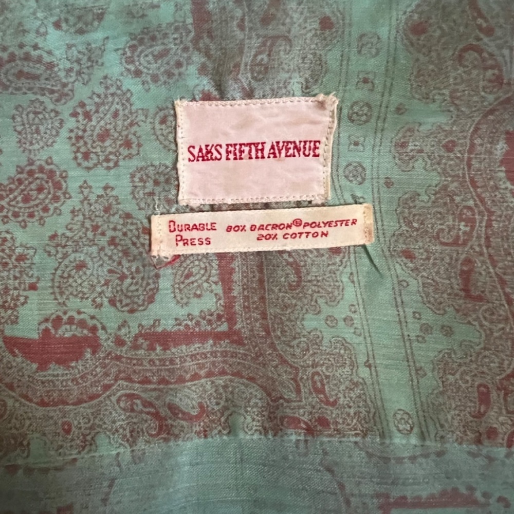 Button down - Picture 2 of 2